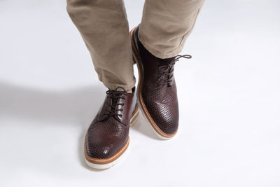 ダークブラウンはチノパンとも合わせやすい革靴カジュアルシューズ マーシャルダークブラウン MARSHALL DARK BROWN